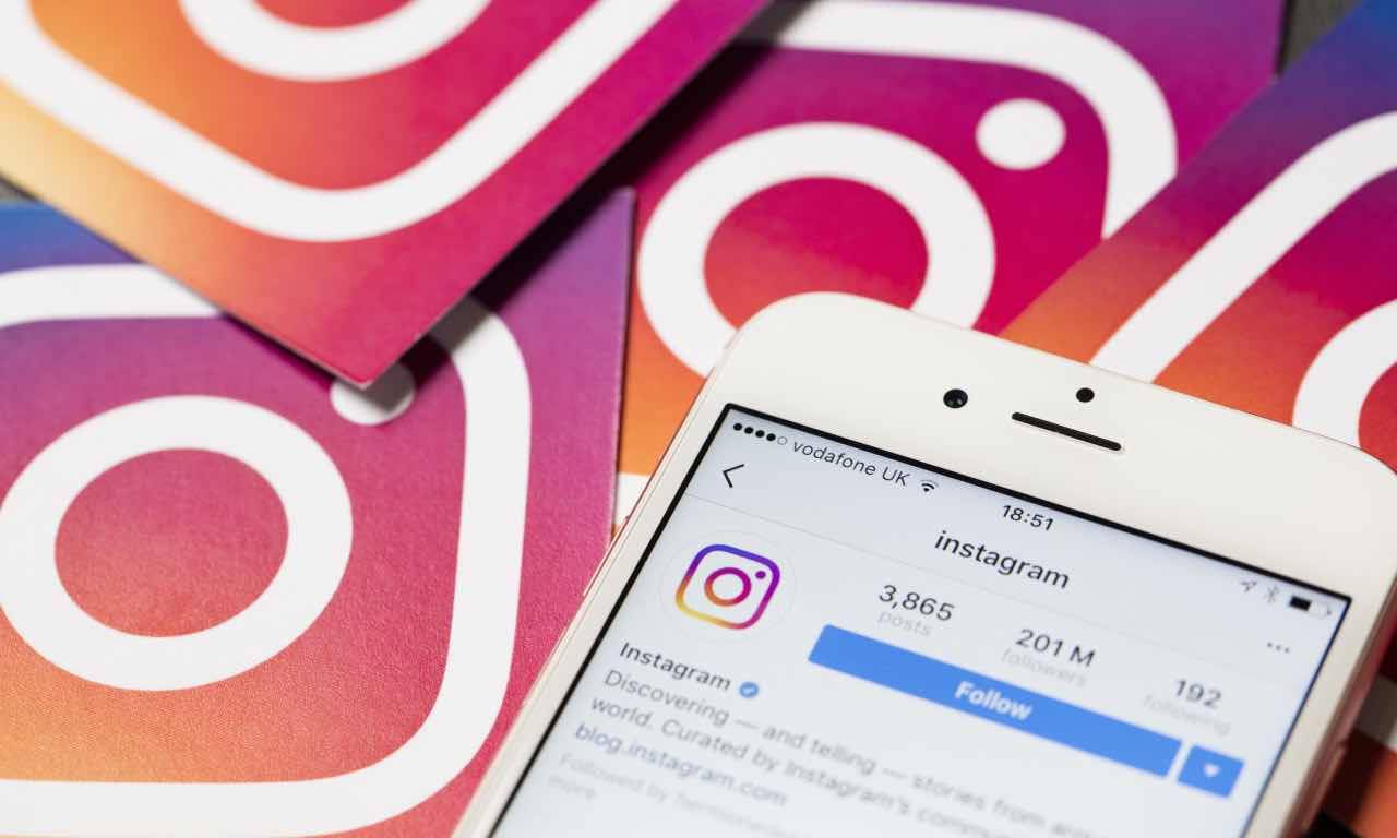 Leia mais sobre o artigo Aprenda a ocultar comentários no Instagram automaticamente