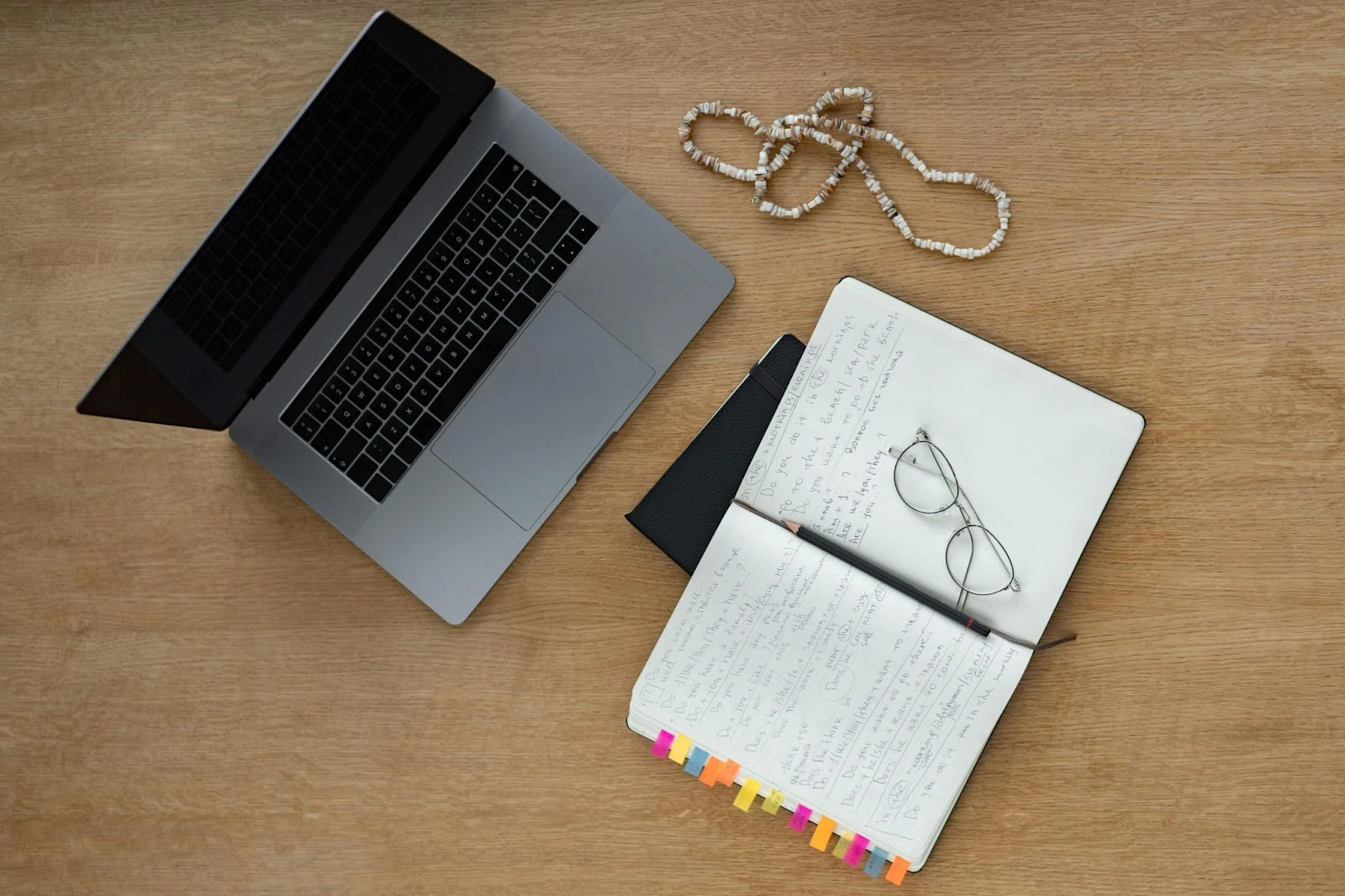 Leia mais sobre o artigo Os 5 principais resumidores de texto que todo profissional de marketing deve conhecer